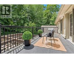 709 Glasgow Street, Kitchener, ON N2M2N7 Photo 27
