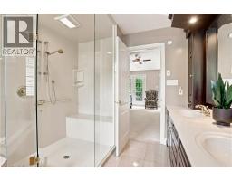 709 Glasgow Street, Kitchener, ON N2M2N7 Photo 29