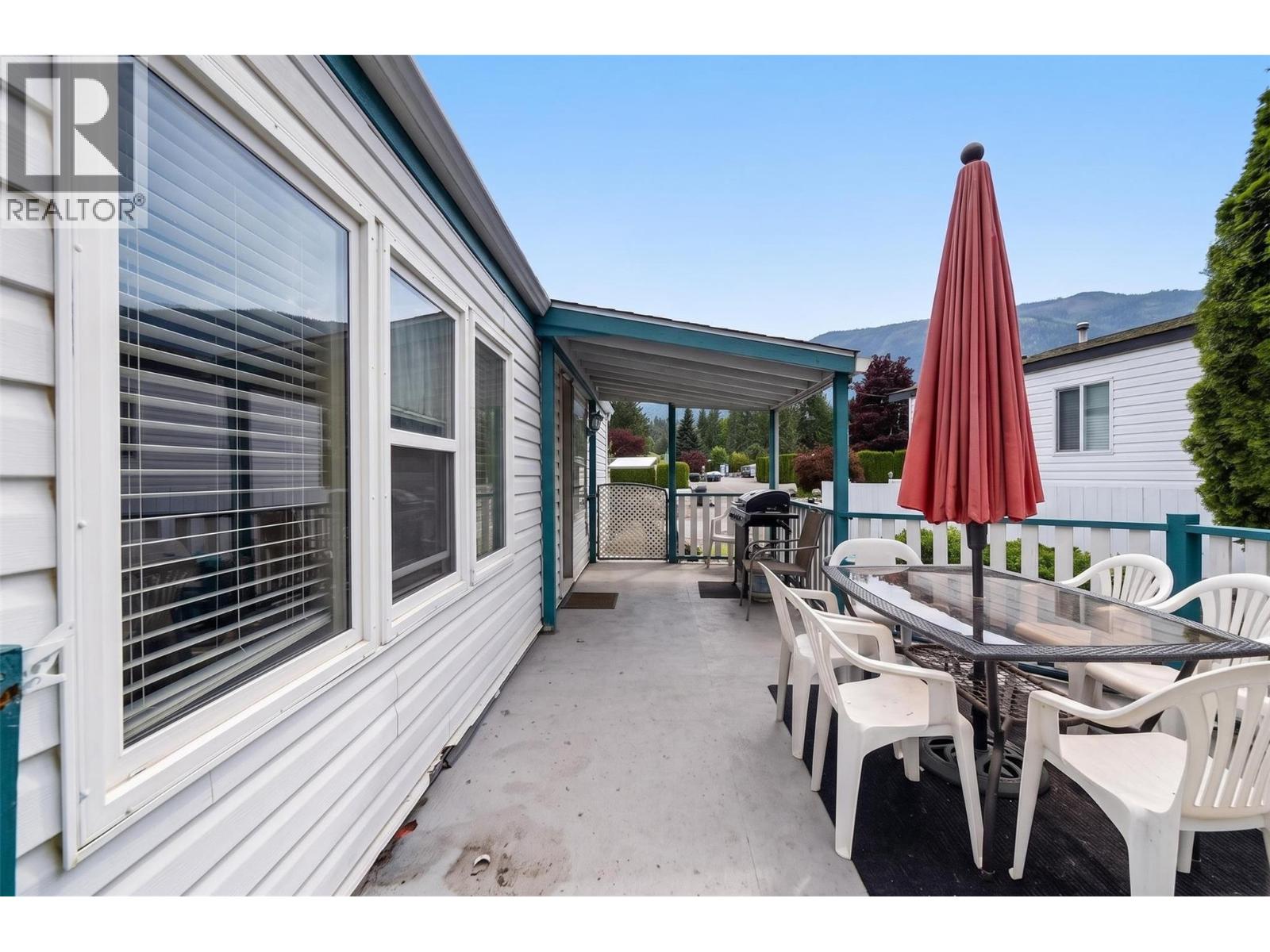 6751 51 Street NE - 49