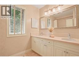 709 Glasgow Street, Kitchener, ON N2M2N7 Photo 36