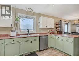 Dining room - 10603 103 Street, Hythe, AB T0H2C0 Photo 9