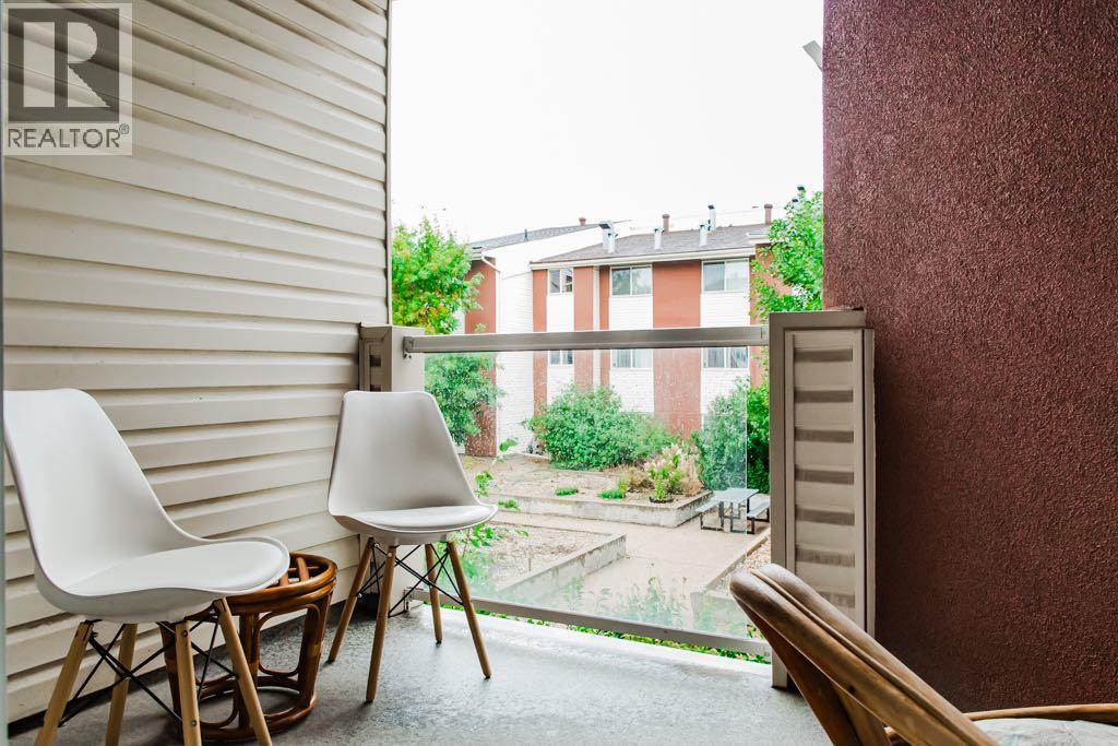 #32 9640 92 Avenue - 12
