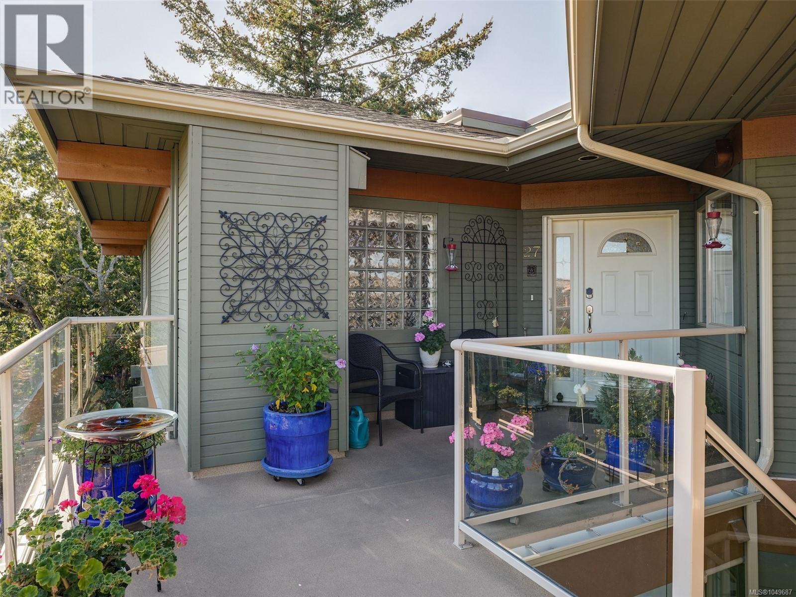 #27 4305 Maltwood Lane - 31