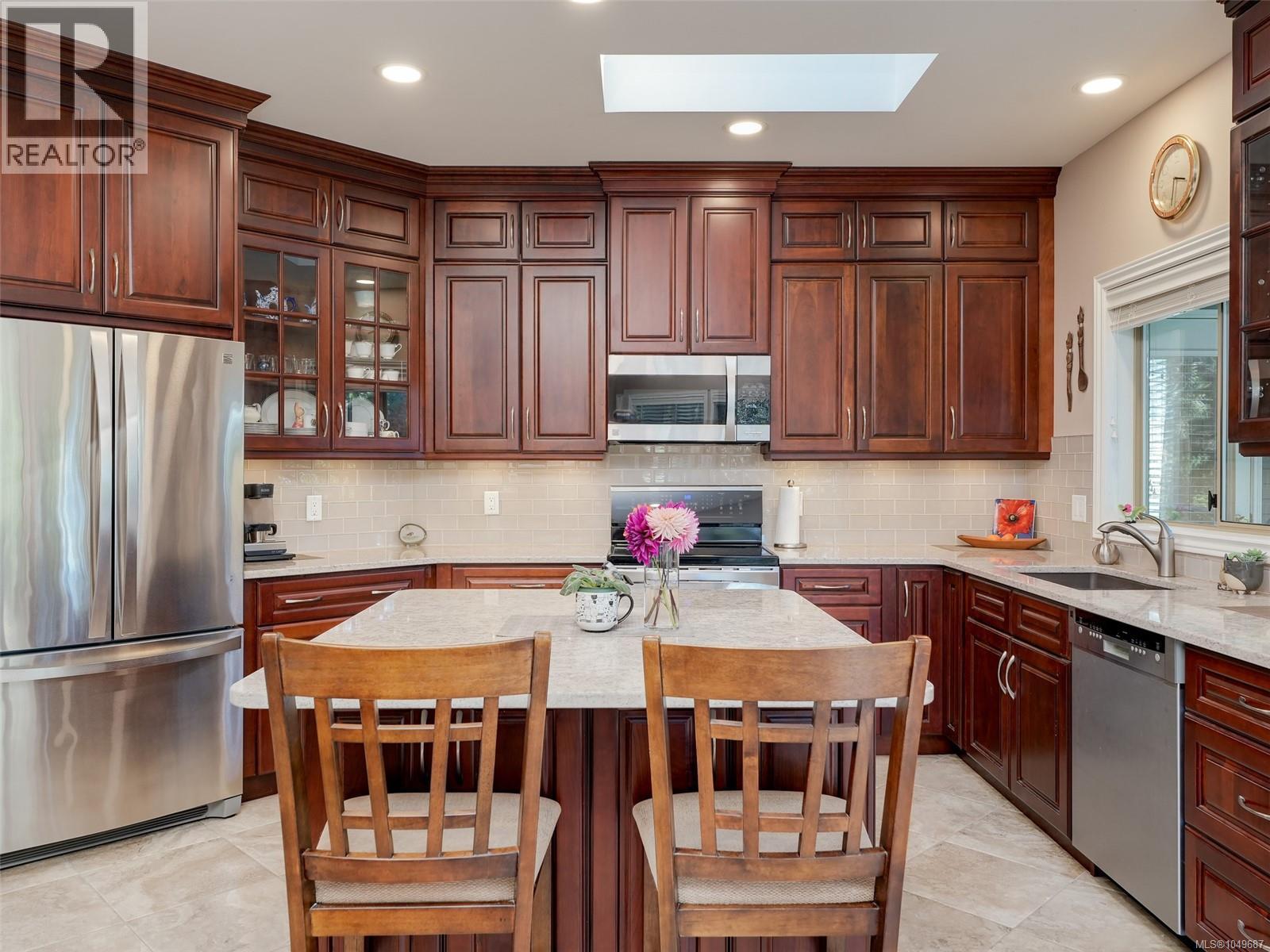 #27 4305 Maltwood Lane - Image 10