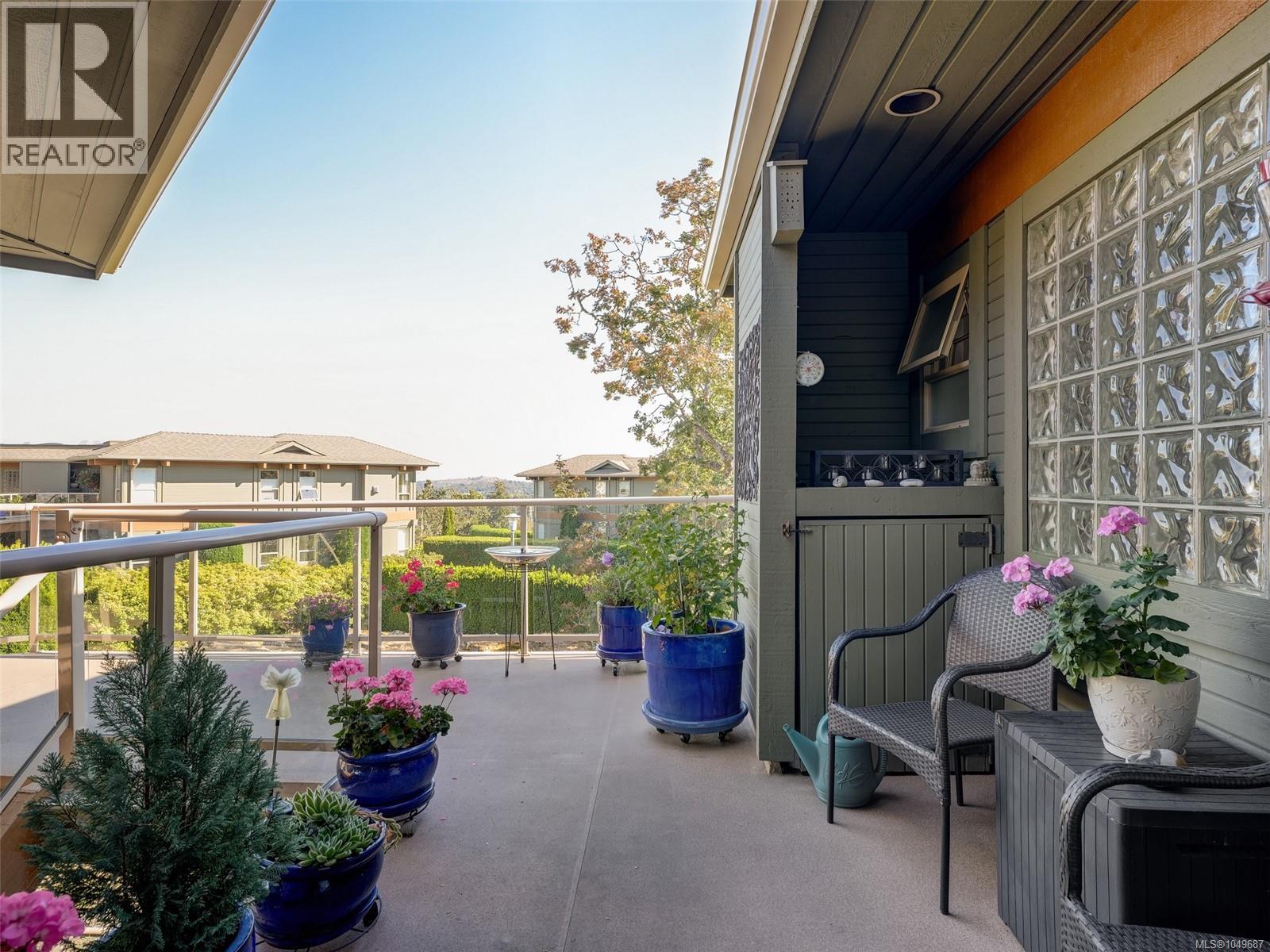 #27 4305 Maltwood Lane - 30