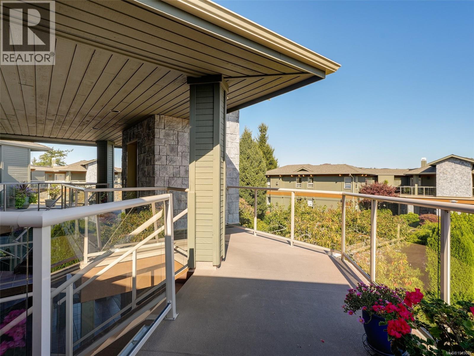 #27 4305 Maltwood Lane - 29