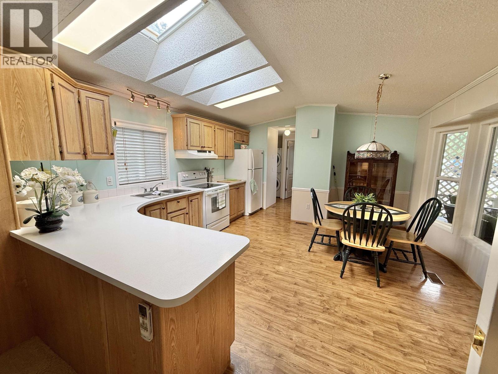 #25 654 NORTH FRASER DRIVE - 12