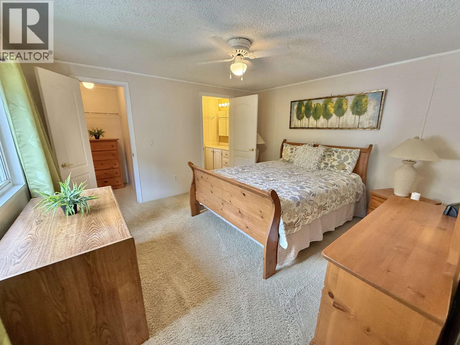 #25 654 NORTH FRASER DRIVE - 18
