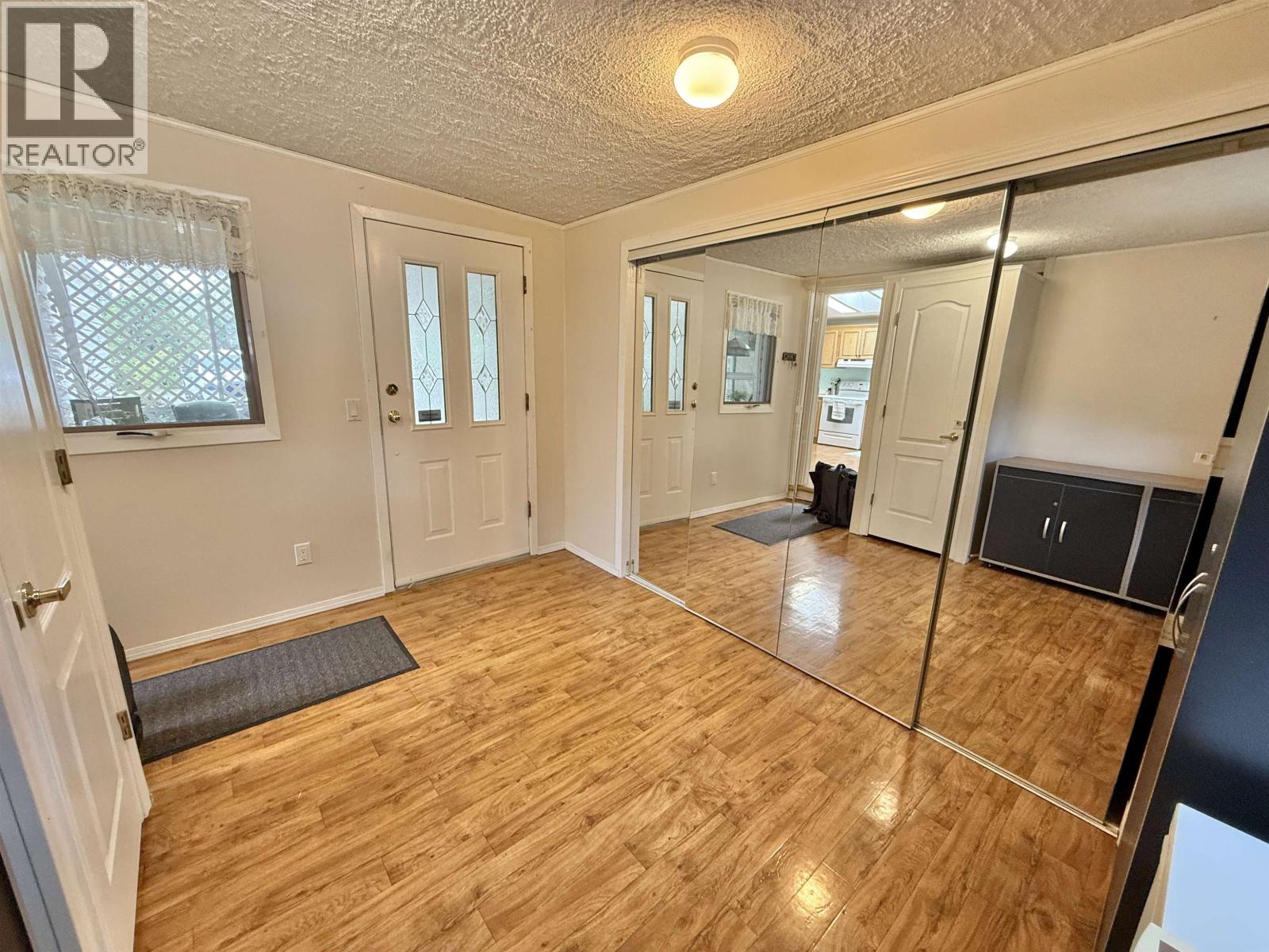 #25 654 NORTH FRASER DRIVE - 30