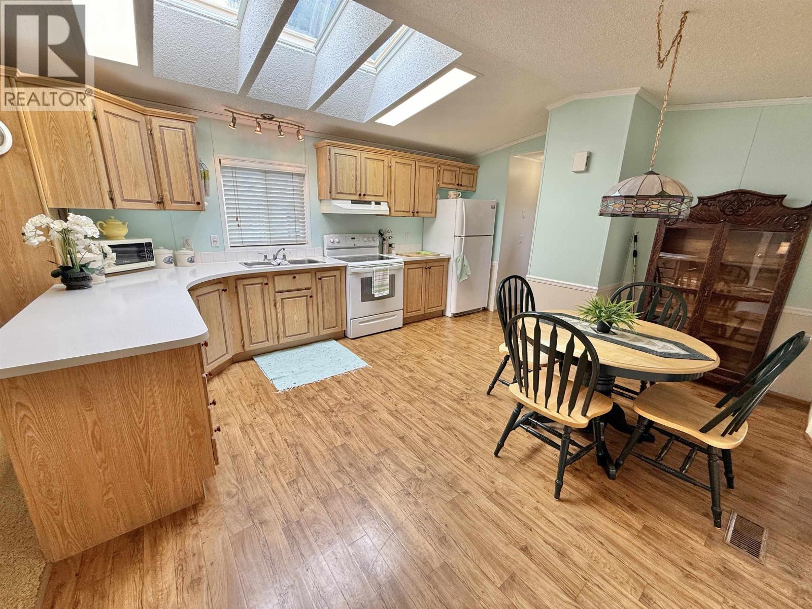 #25 654 NORTH FRASER DRIVE - 6