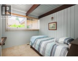 4568 Marineview Crescent, North Vancouver, BC V7R3P2 Photo 20