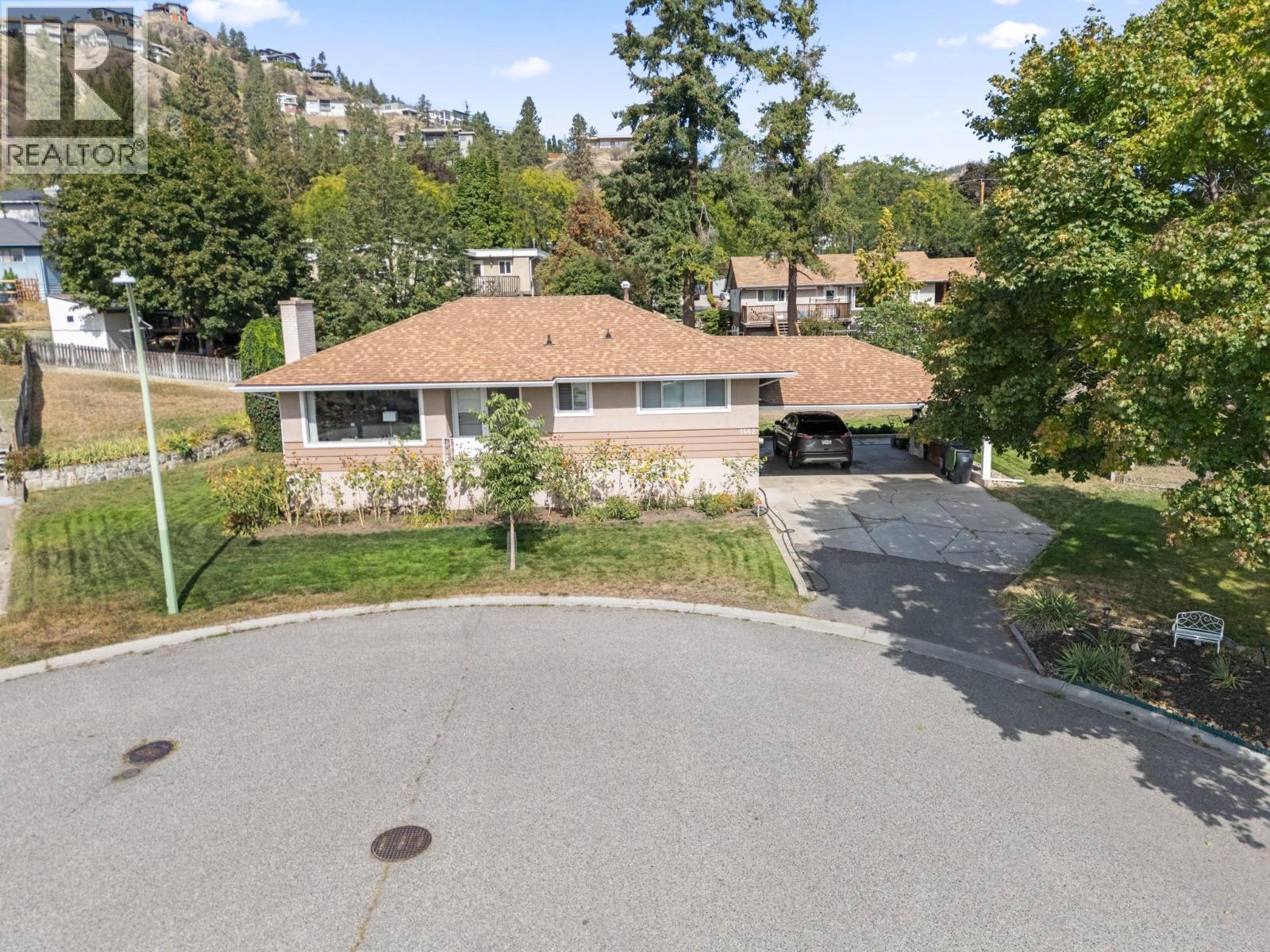 1442 Glenaire Crescent - Image 11
