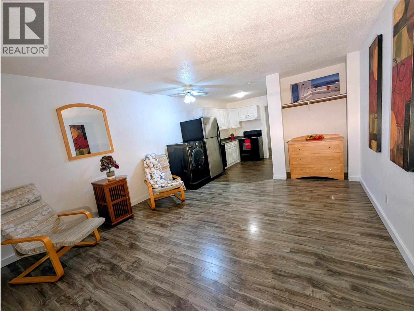 #22 3397 Patterson Street - 9