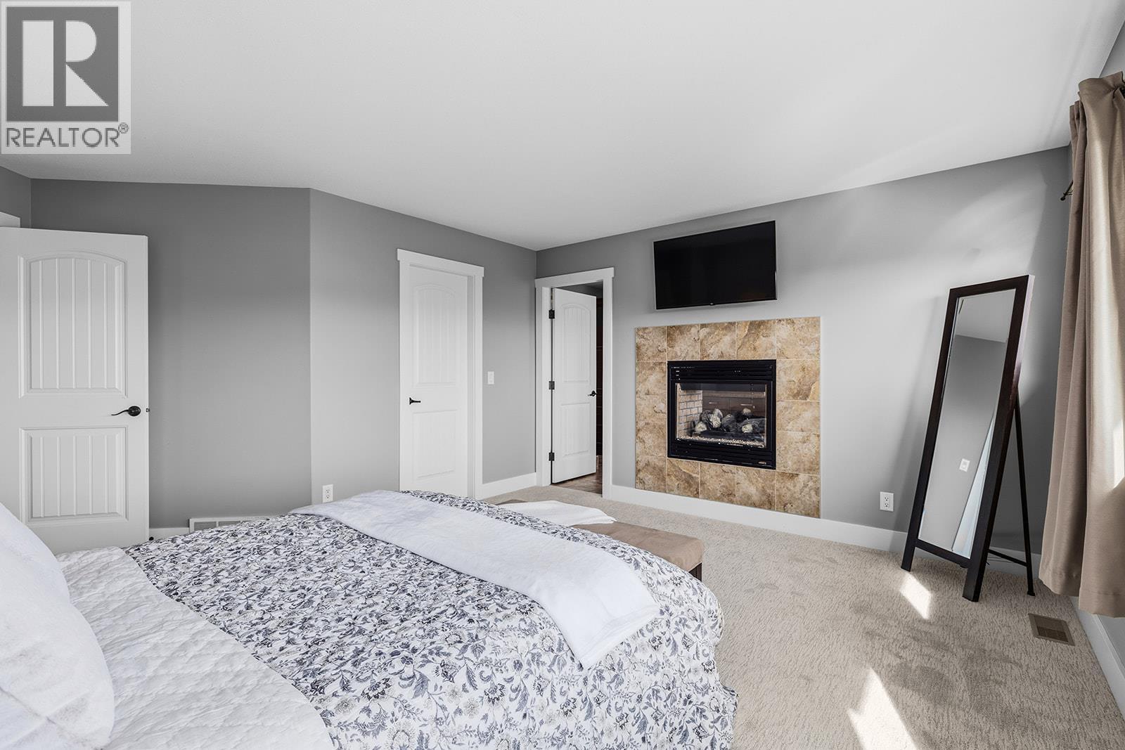 3162 Saddleback Place - 35