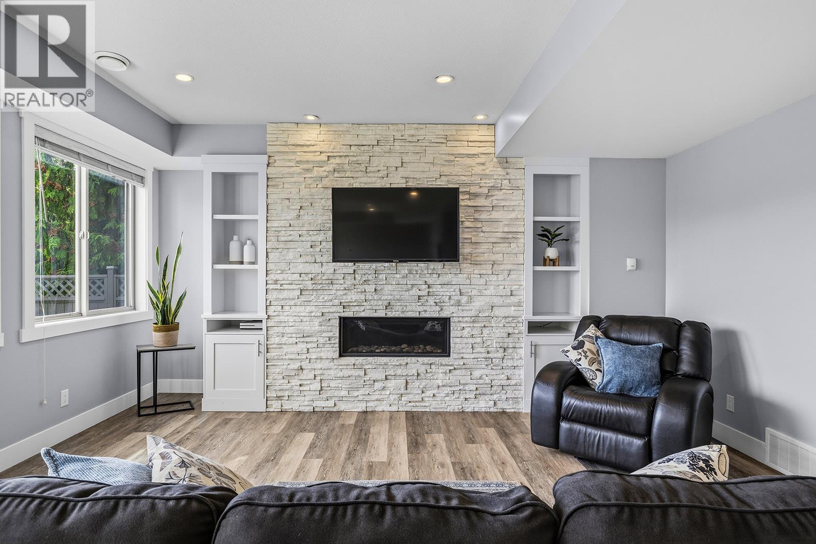 3162 Saddleback Place - 44