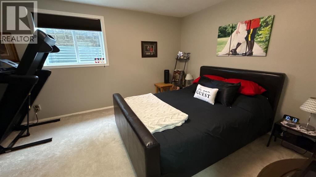 13009 92 Street - 28