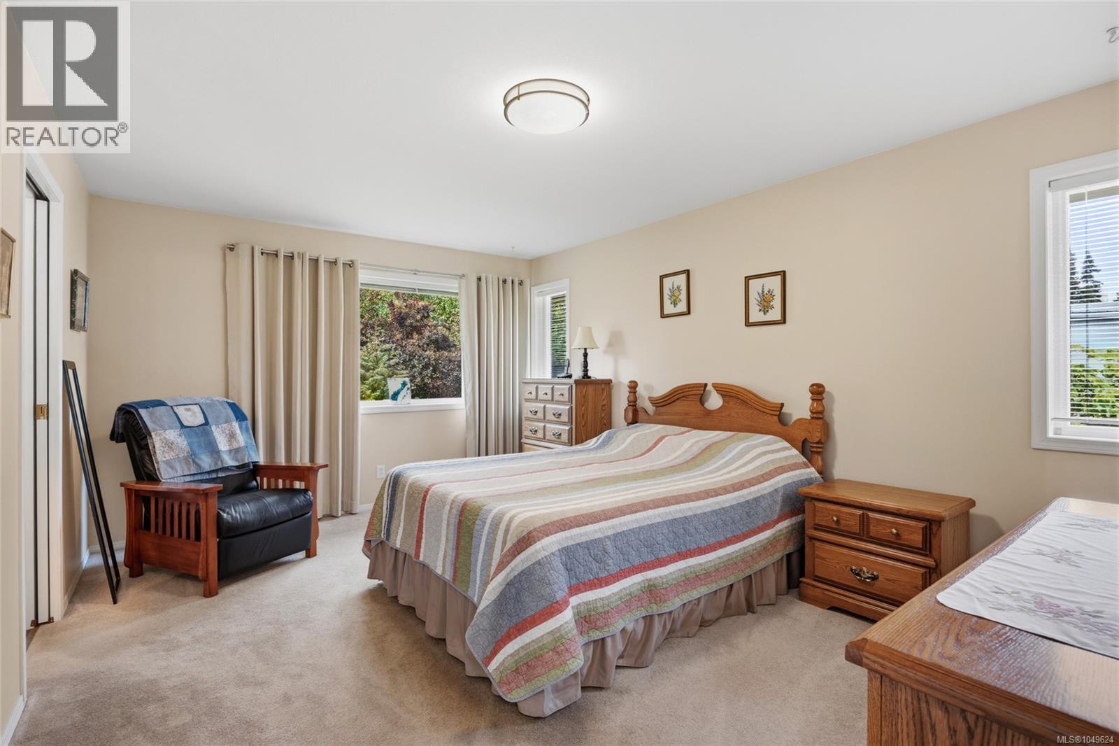 2877 Lake Trail Rd - Image 18