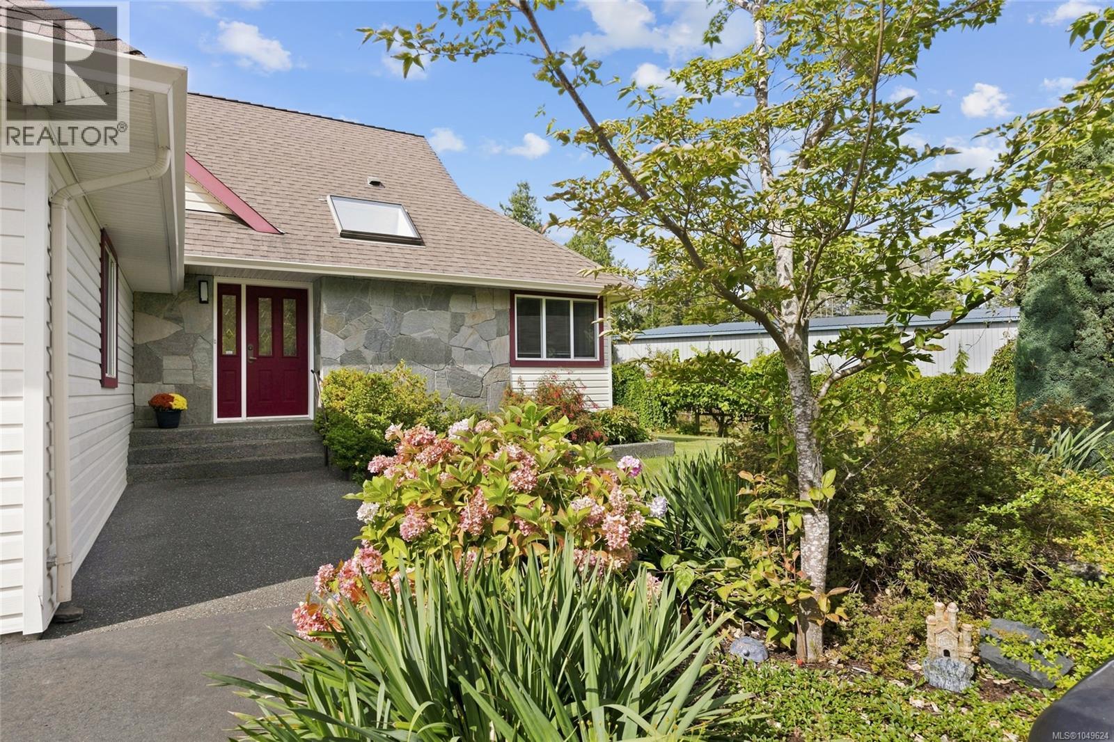 2877 Lake Trail Rd - 39