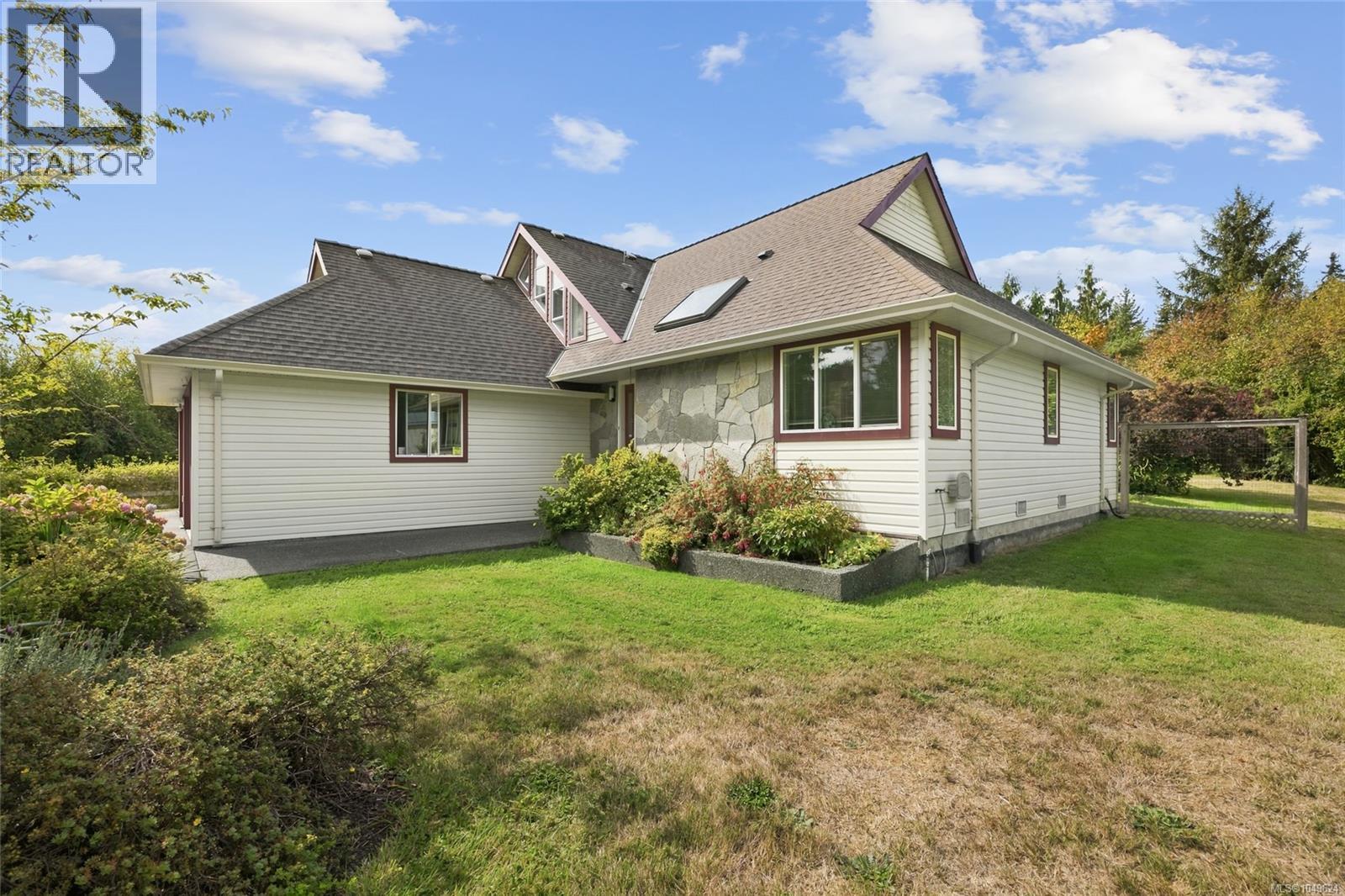 2877 Lake Trail Rd - Image 4