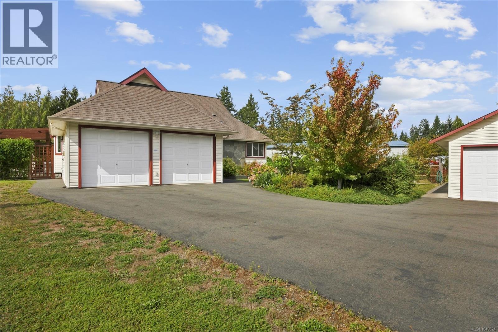 2877 Lake Trail Rd - Image 40