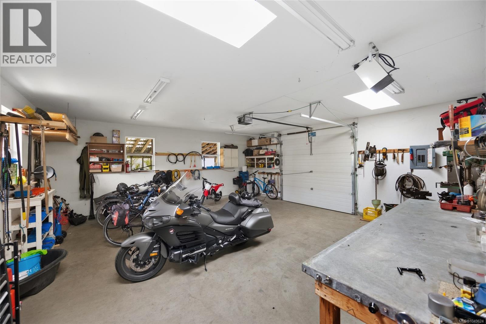 2877 Lake Trail Rd - 52