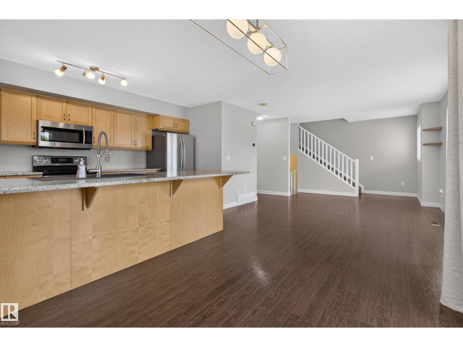#3 11 CLOVER BAR LN - 20