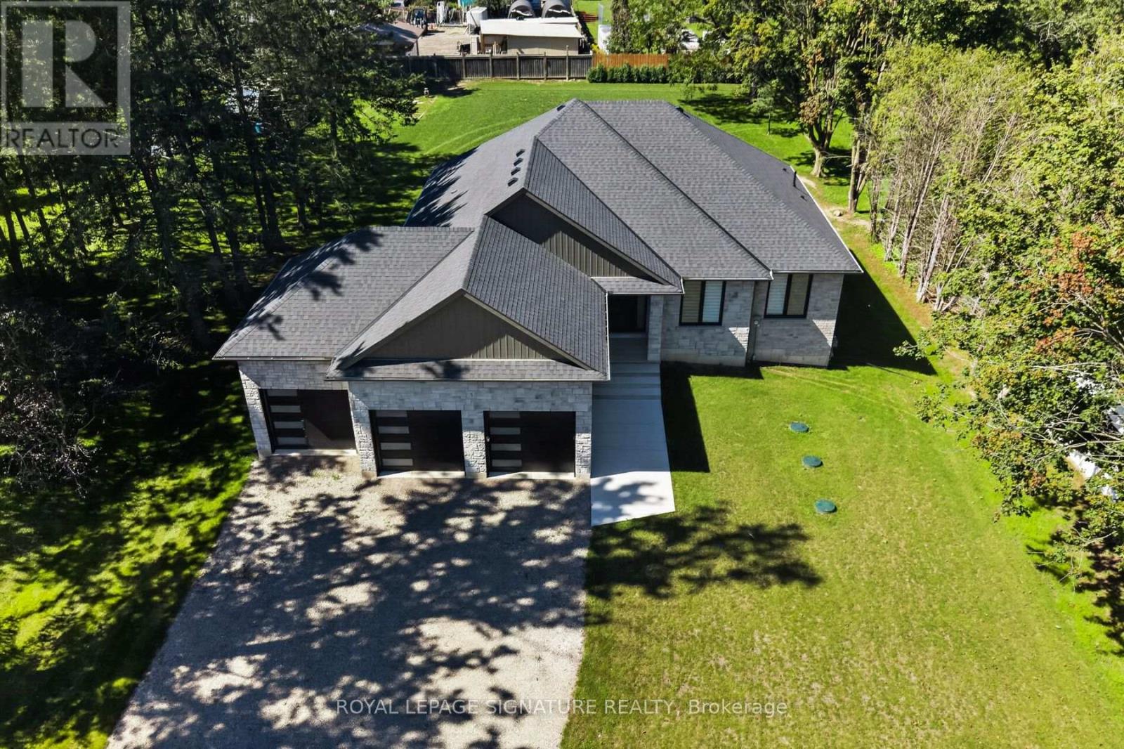 3 KINGS LANE, Brant (Brantford Twp)
