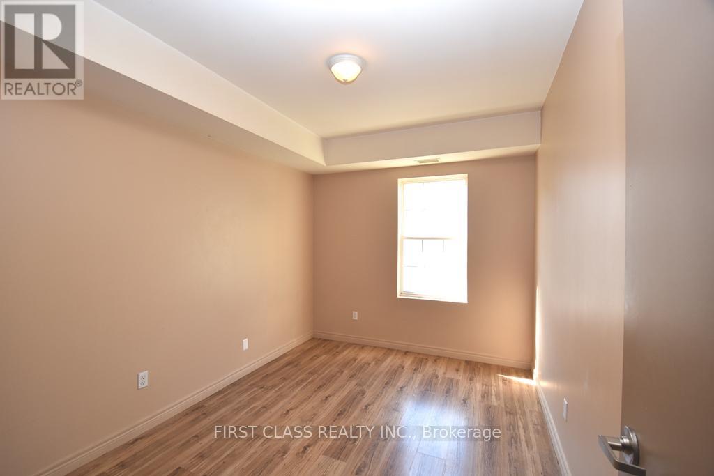 3 - 18 MARKET STREET, Brantford — photo 5