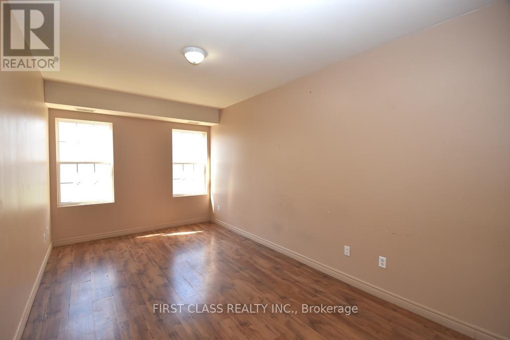 3 - 18 MARKET STREET, Brantford — photo 9