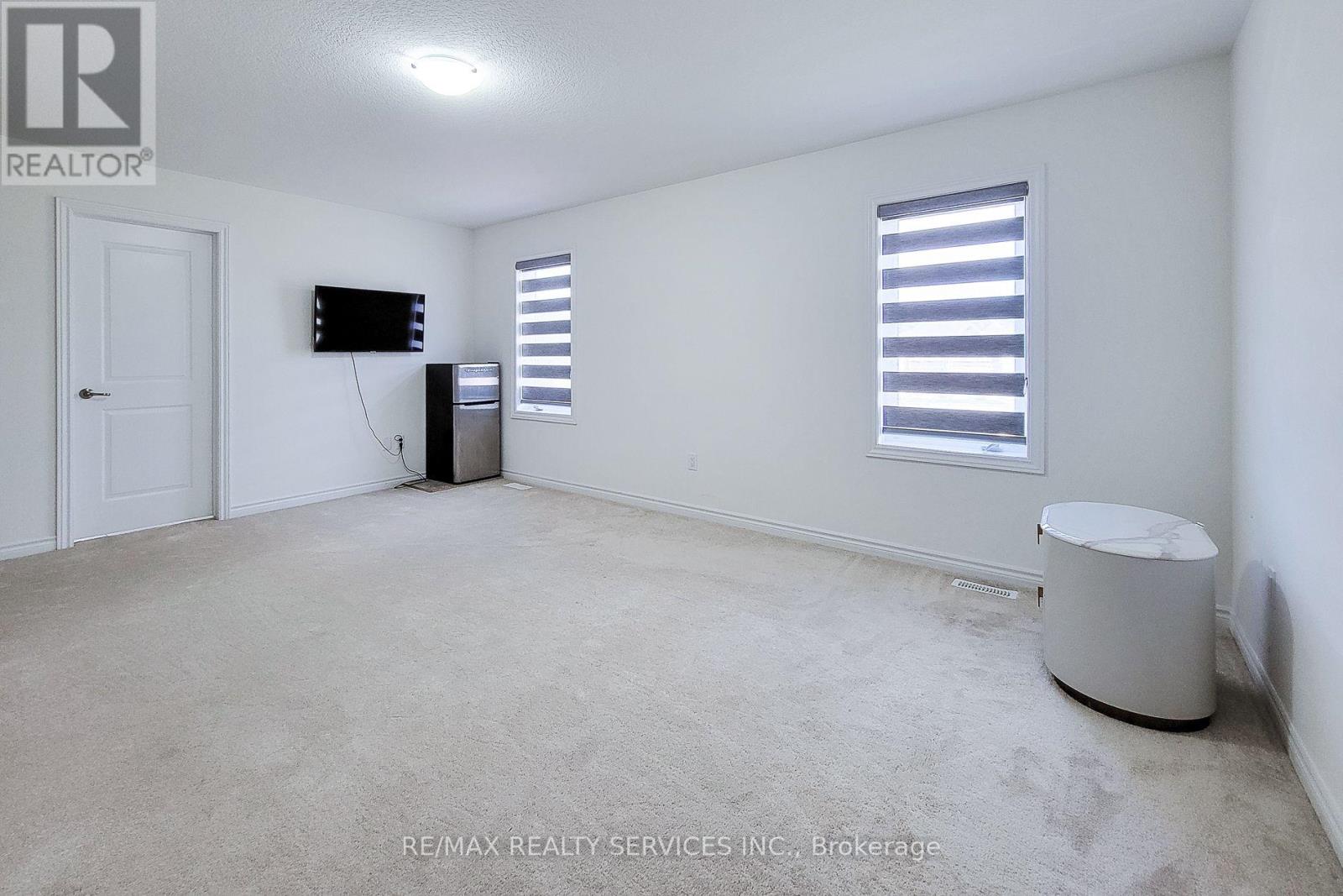 8 WALDRON STREET - 21