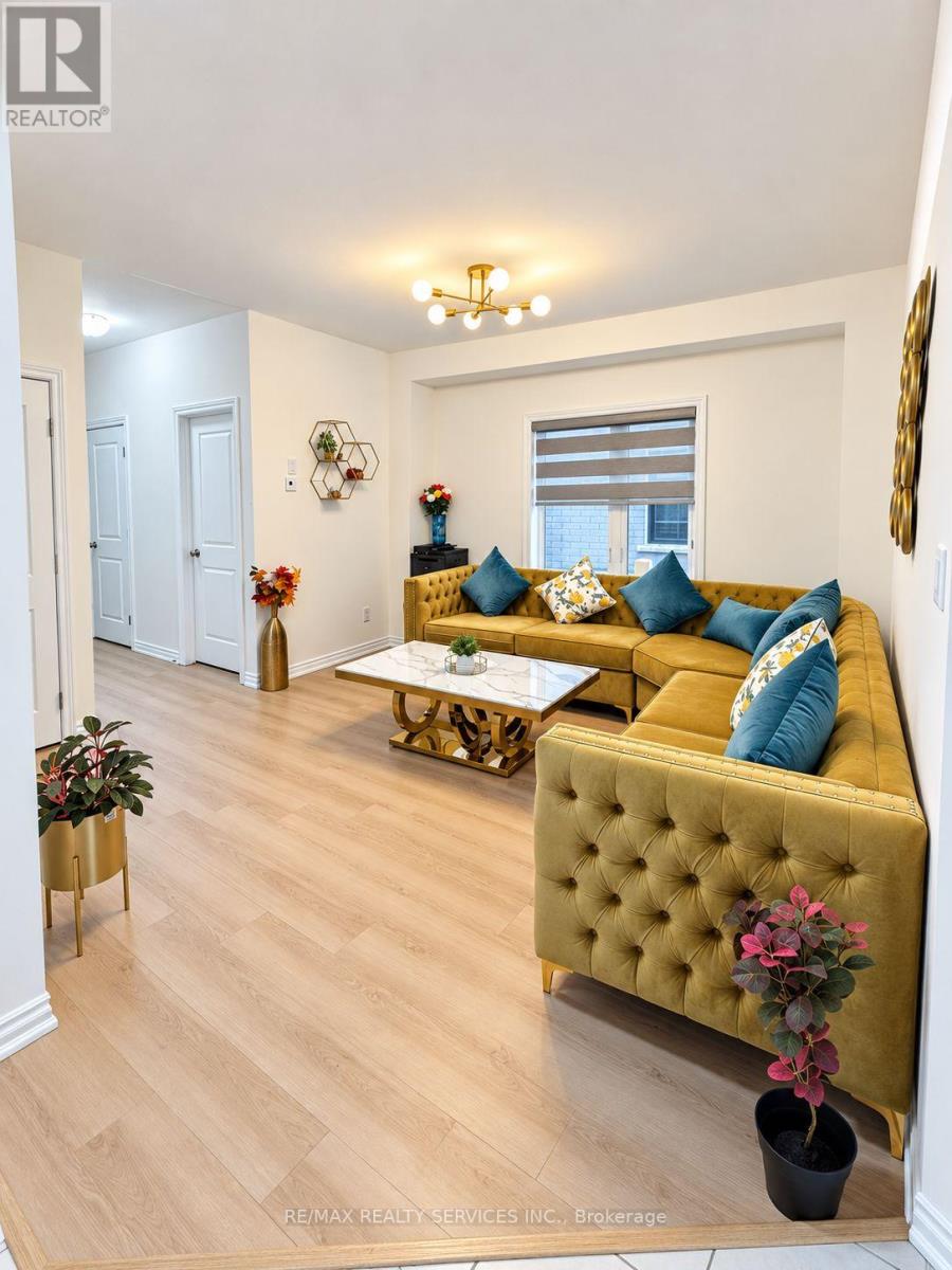 8 WALDRON STREET - 7