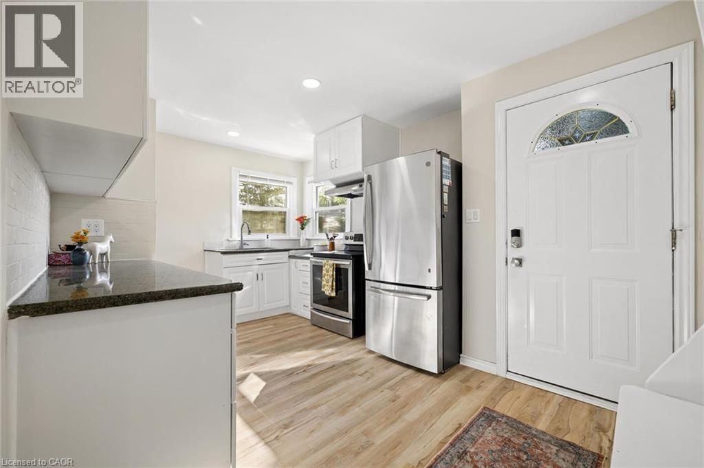 408 BREITHAUPT Street, Kitchener — photo 8