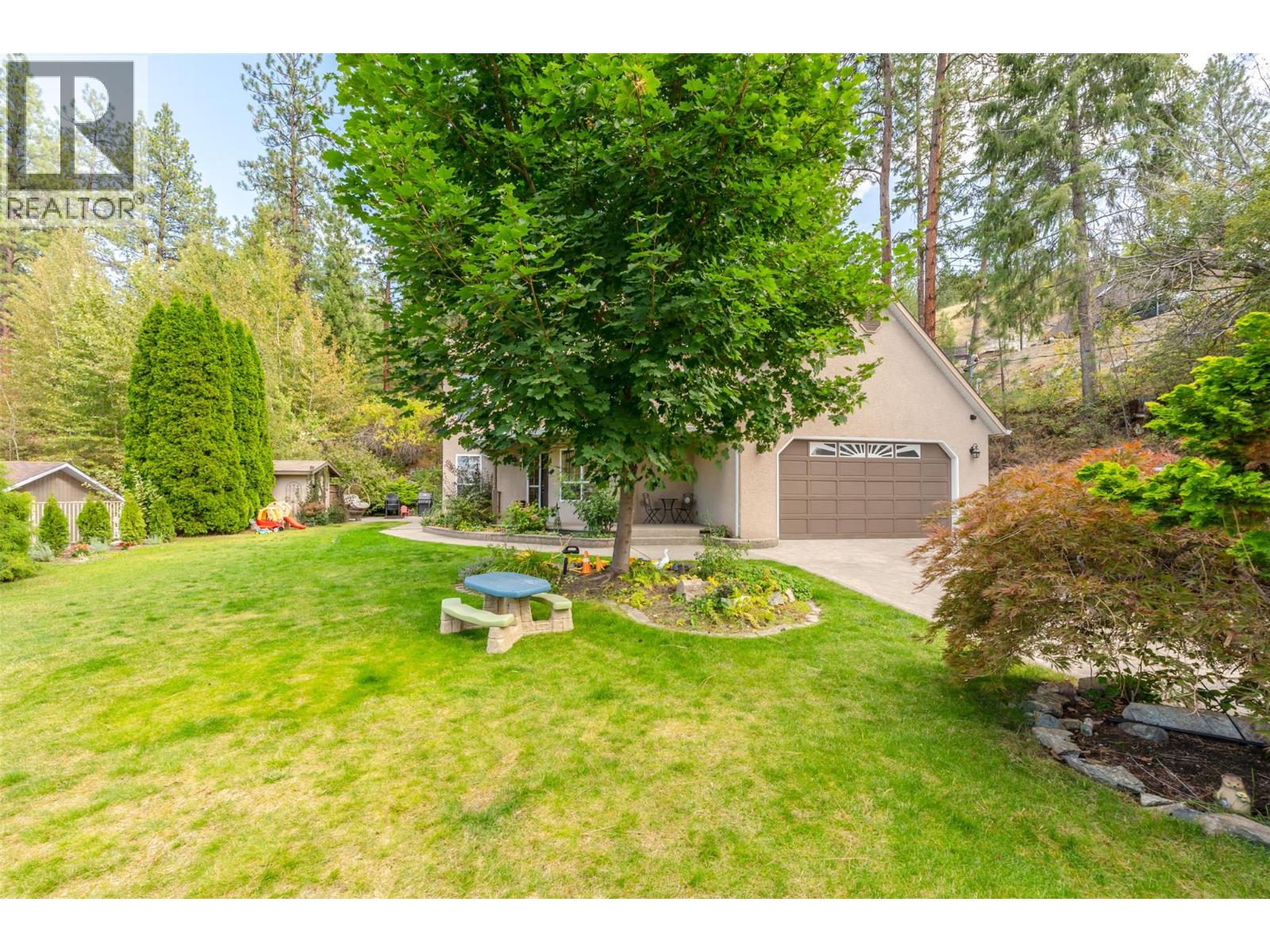 3281 Juniper Drive, Naramata