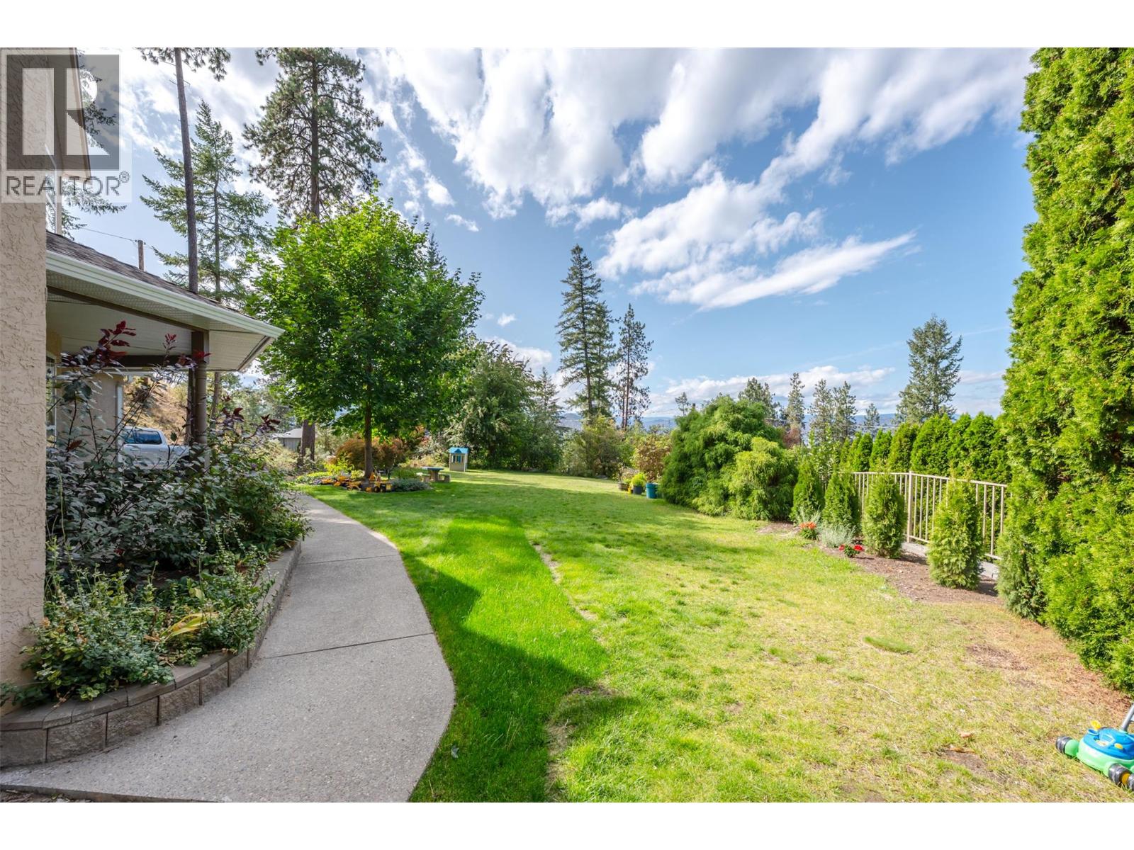 3281 Juniper Drive, Naramata