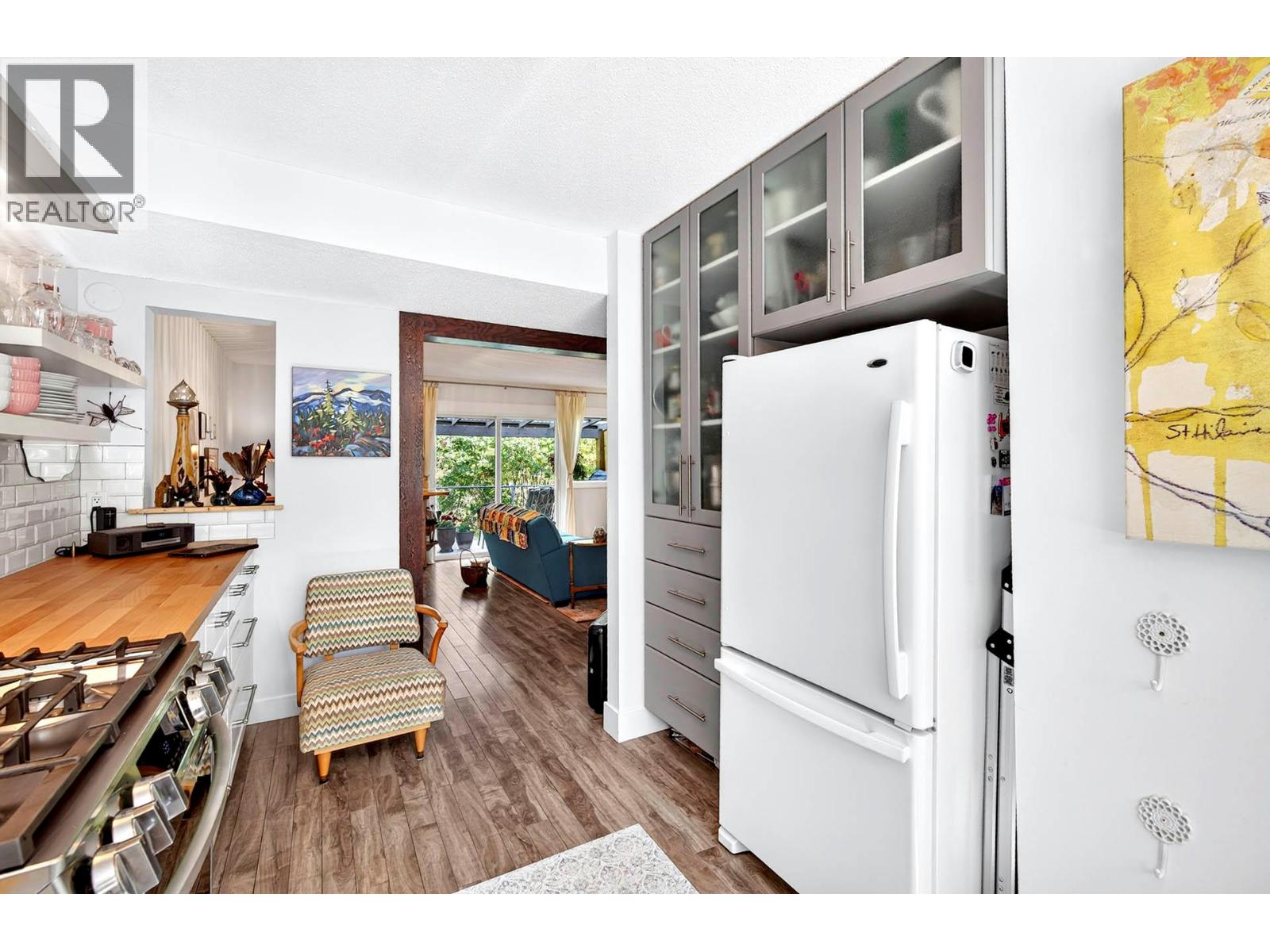 #22 249 Kitchener Crescent - 17