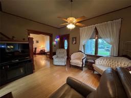 121 Government Allowance Road, Newdale, MB R0J1J0 Photo 21