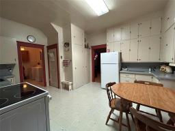 121 Government Allowance Road, Newdale, MB R0J1J0 Photo 9