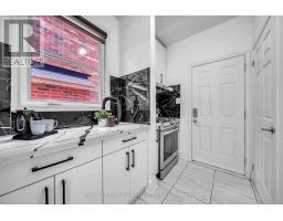 81 Bulmer Crescent, Newmarket, ON L3X3K1 Photo 12