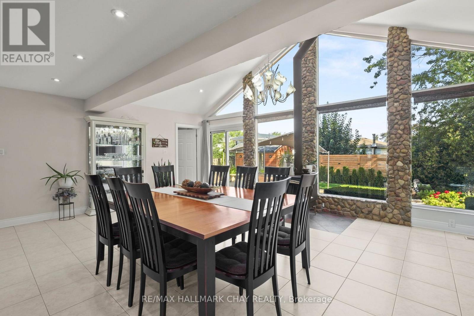 8 GRASSINGTON CRESCENT - 11