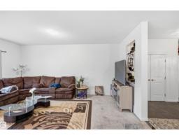 Recreation room - 1523 36 Av Nw, Edmonton, AB T6T0M5 Photo 10