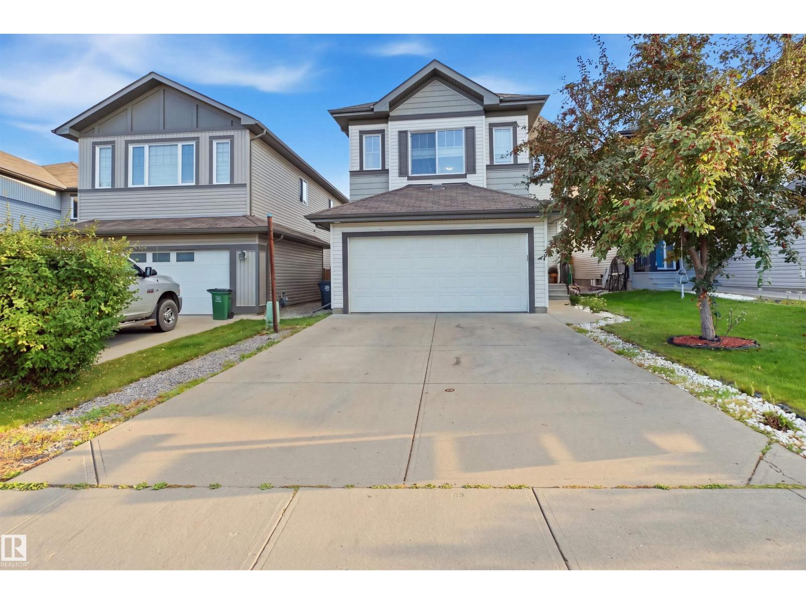 1523 36 AV NW, Edmonton, Alberta, T6T0M5