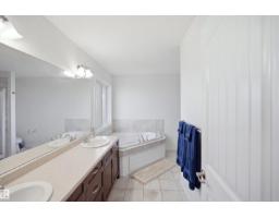 1523 36 Av Nw, Edmonton, AB T6T0M5 Photo 36