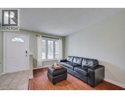 Family room - 37 Wingfield Avenue, Stratford, ON N5A7R5 Photo 7