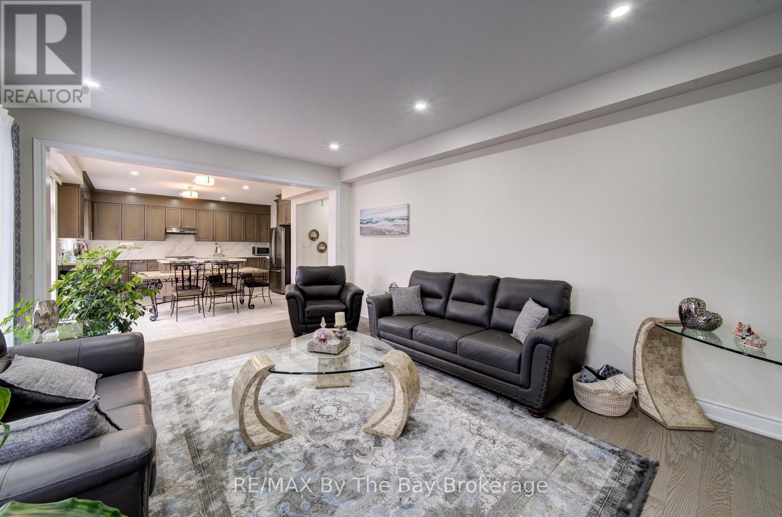 120 ALLEGRA DRIVE - 14
