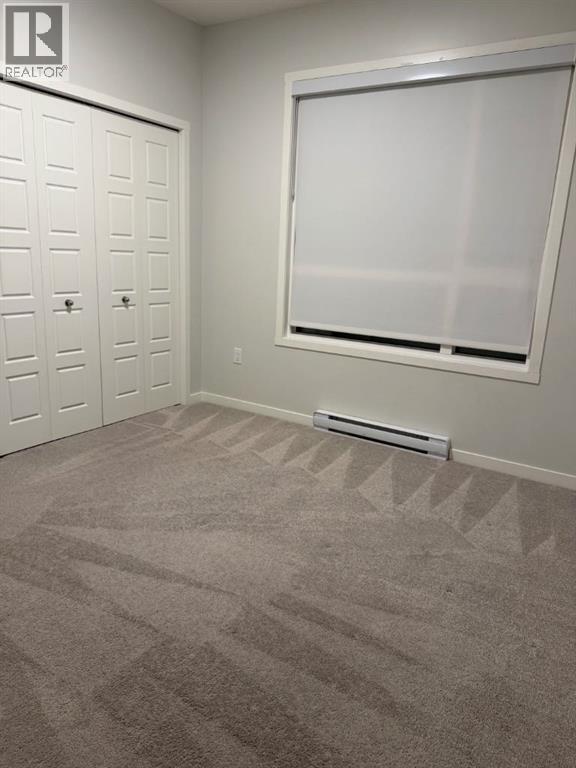 #2204 33 Carringham Gate NW - 11