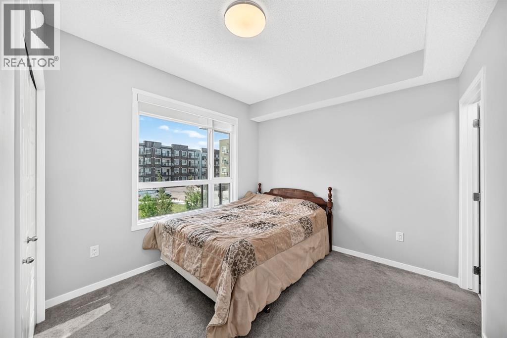 2204, 33 Carringham Gate NW, Calgary — photo 9