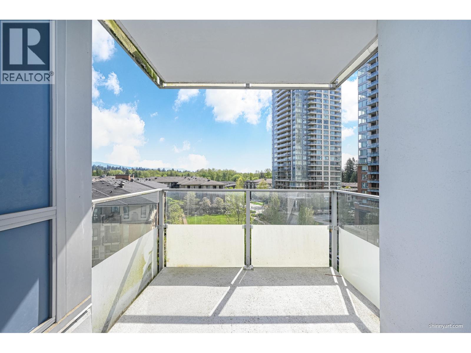 703 3093 WINDSOR GATE, Coquitlam — photo 6