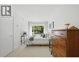 207 1061 Marine Drive, North Vancouver, BC V7P1S6 Photo 16