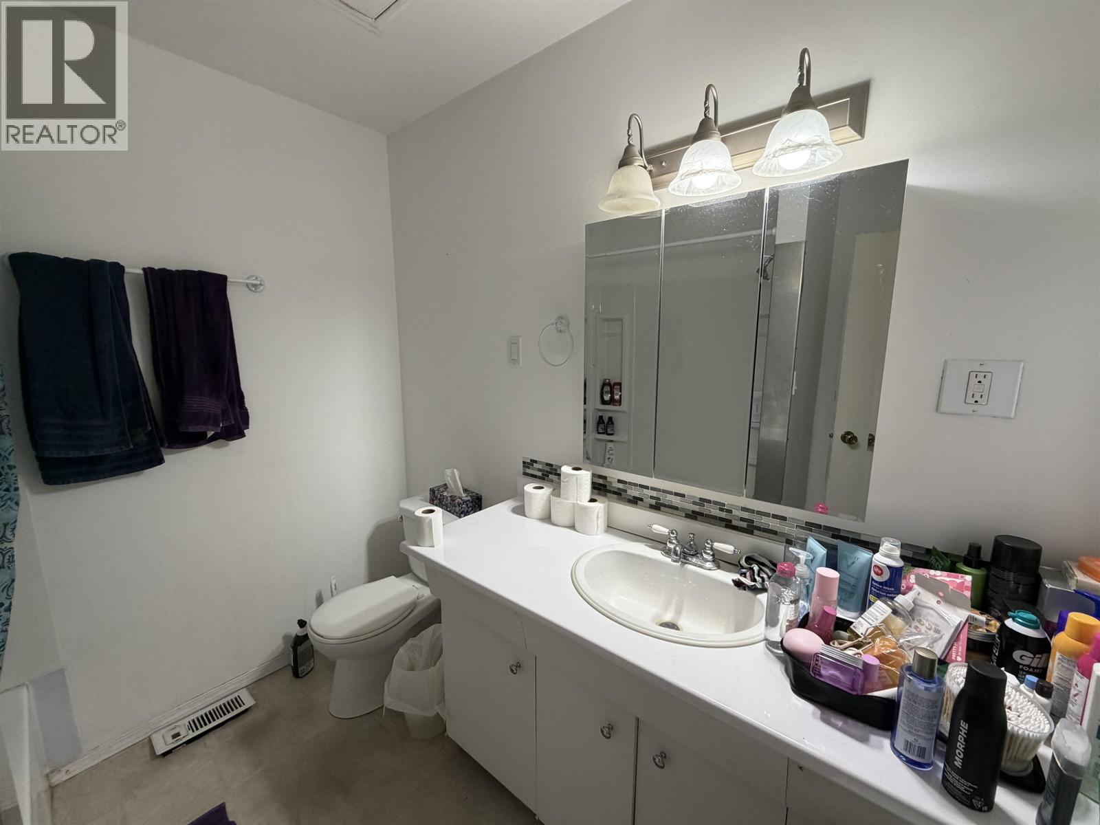 #1125 1127 AHBAU STREET - Image 19