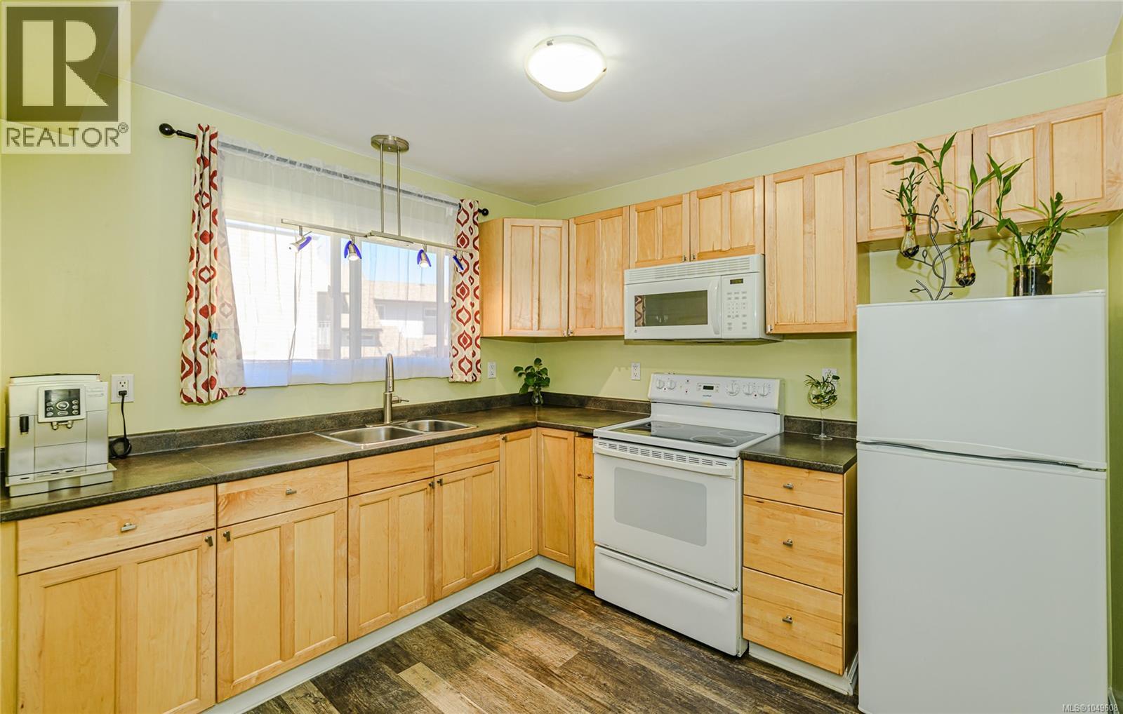 #5 1506 ADMIRALS Rd - Image 6